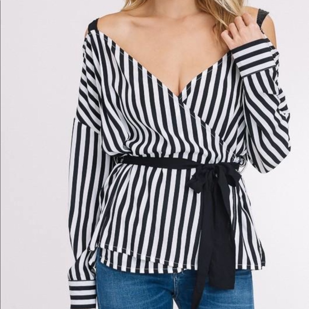 Black & white stripe tie waist top
